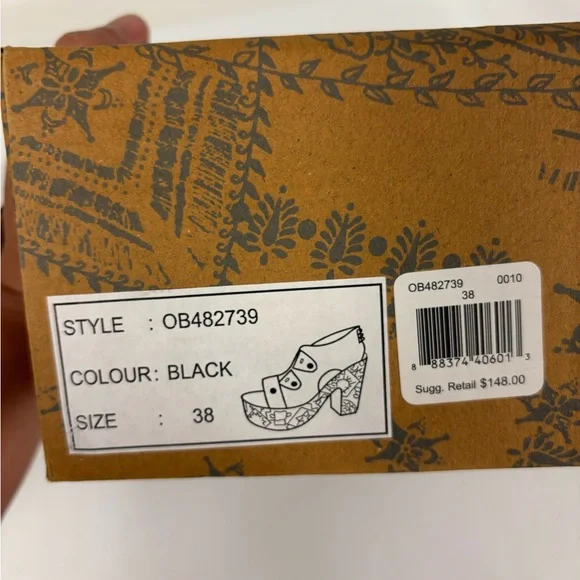 Free People Brown Leather Ankle Boots. Size 38 - Picture 7 of 8